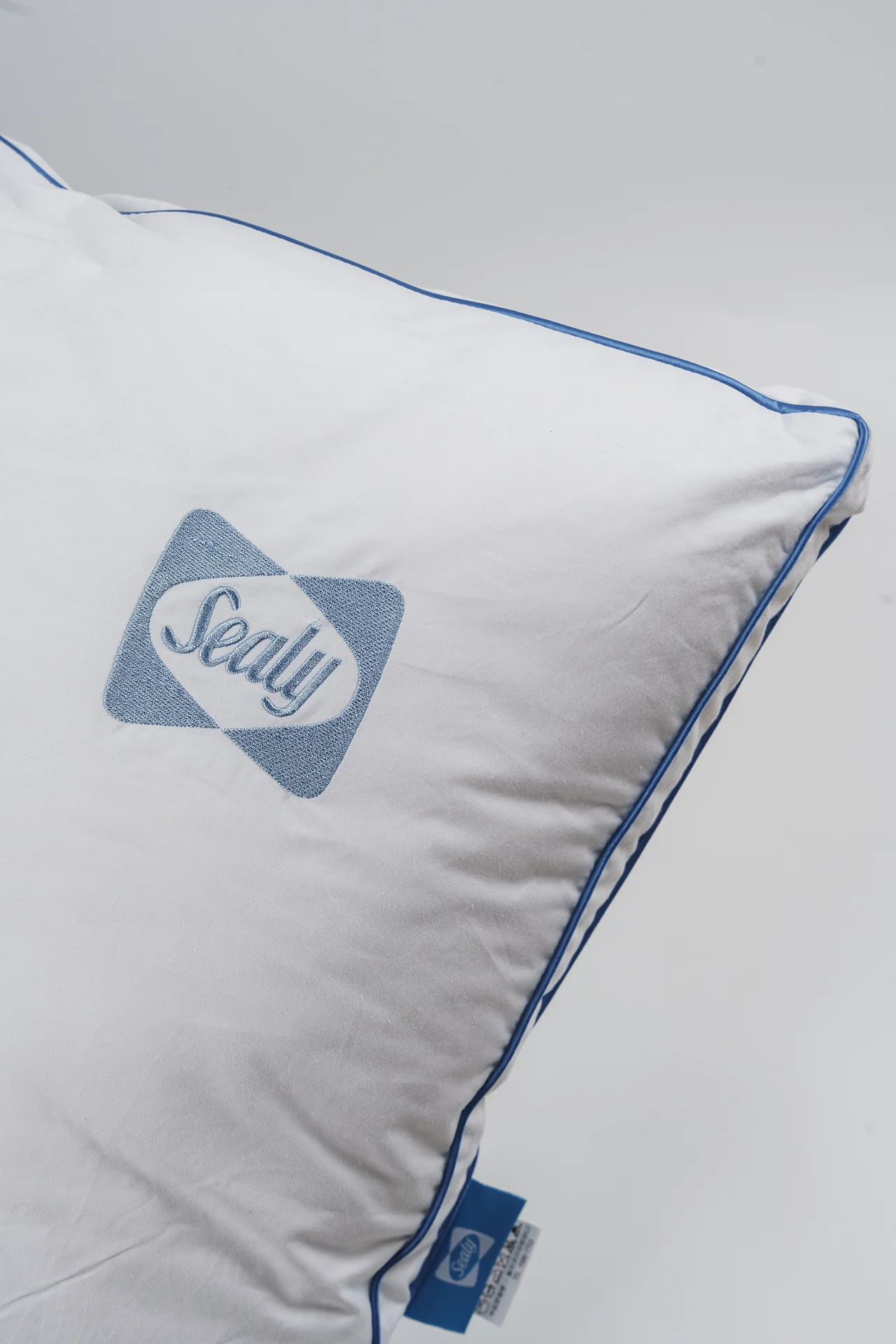 Super Hollow Pillow